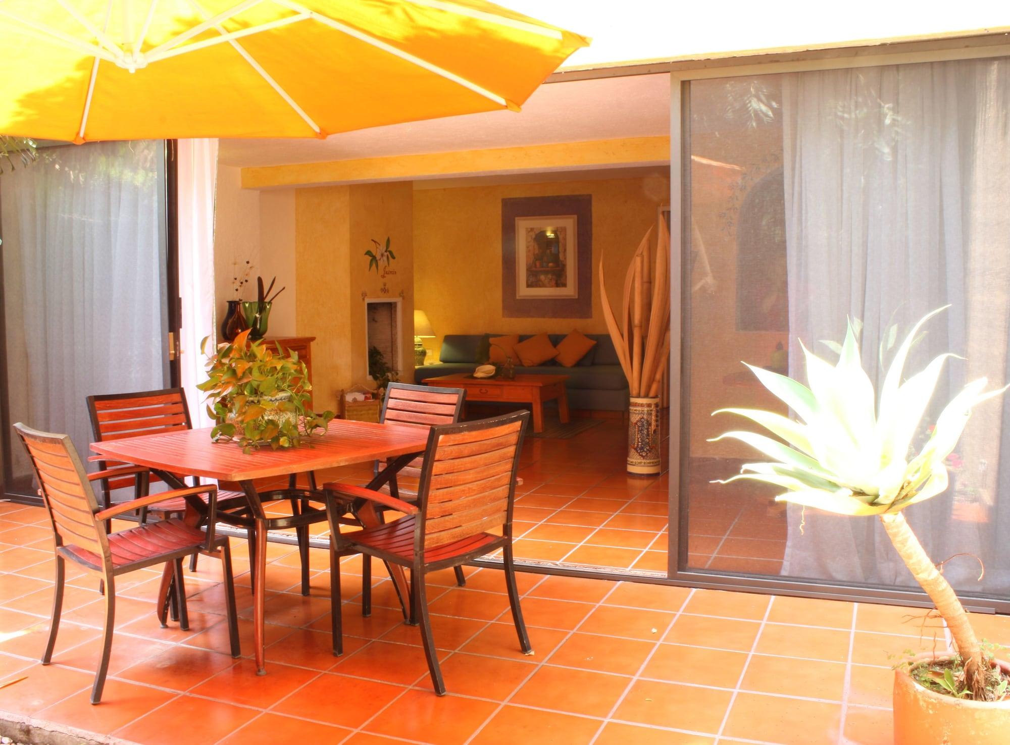 Hotel Racquet Cuernavaca Bagian luar foto
