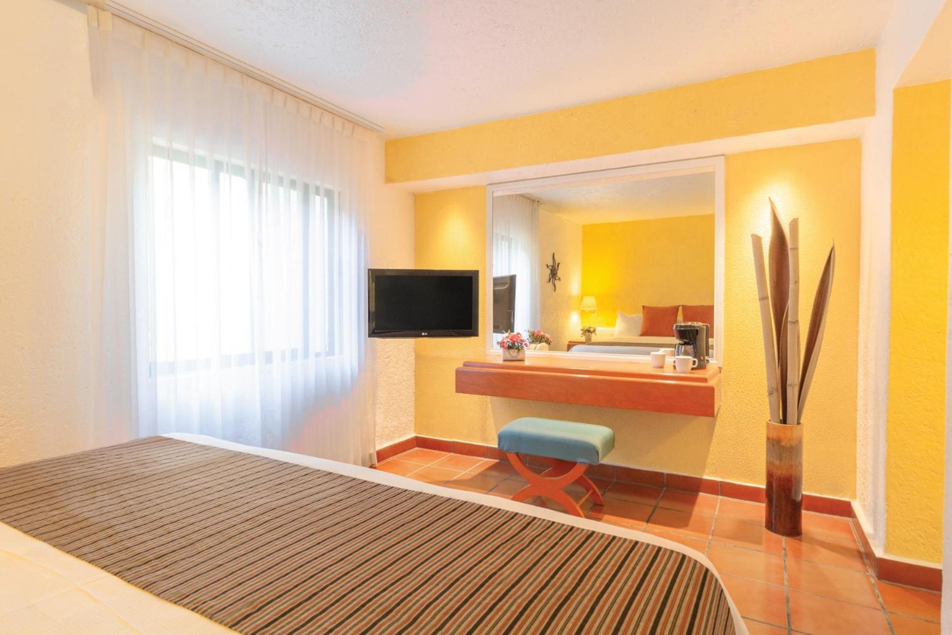Hotel Racquet Cuernavaca Ruang foto